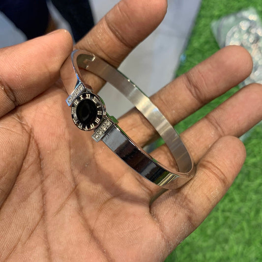 Sliver Color With Black Men Bracelet 67474