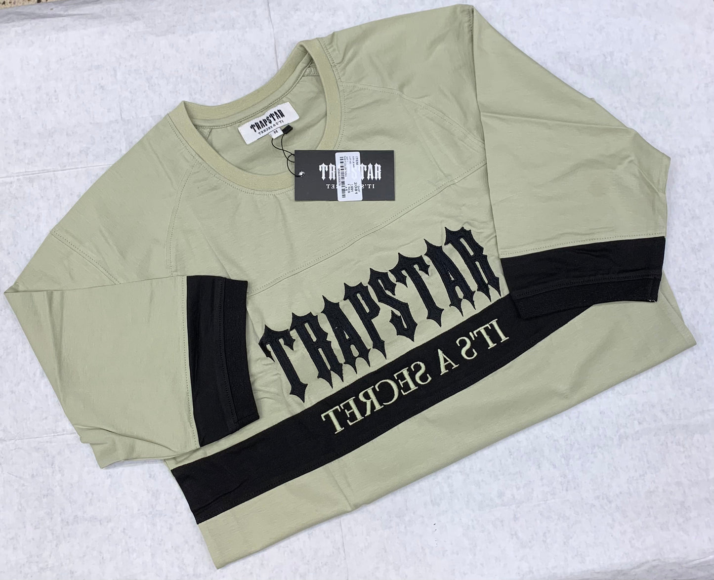 Tapstar Green Colour With Front Embroidery Drop Shoulder Tshirt 50167
