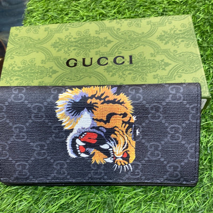 CUG Black Colour Branded Luxury Italian Leather Long Wallet Model Silk Screen Apricot Tiger 62665020