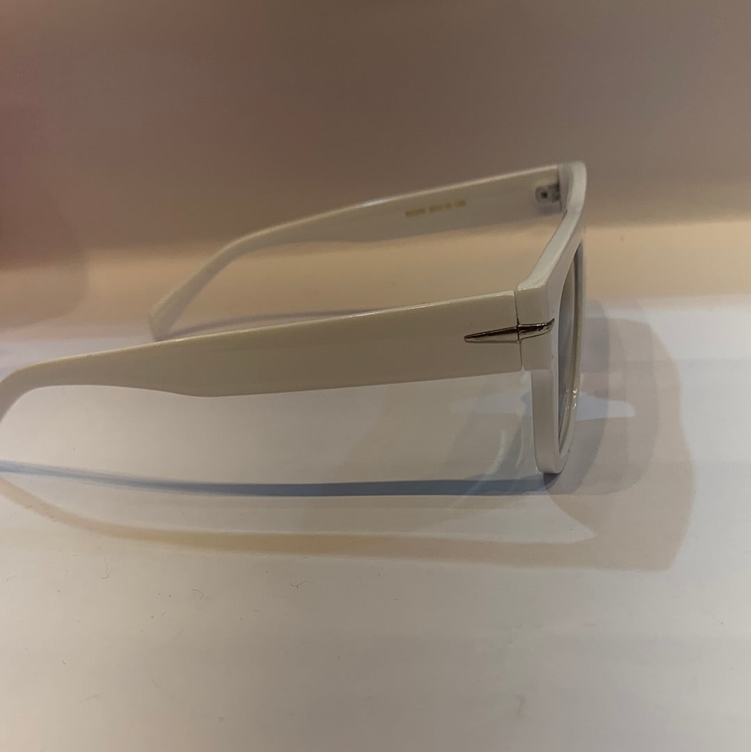 VID White Frame Black Shade Unisex Sunglass B2206 60 15 145