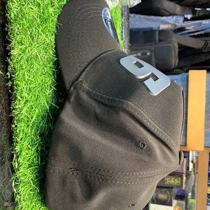 46 Black Cap