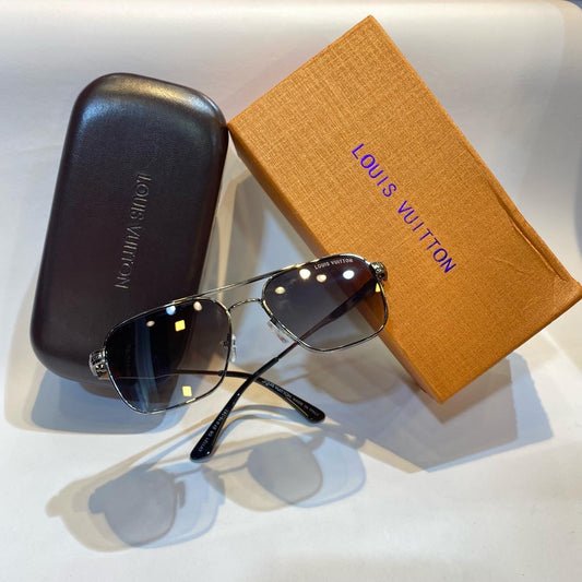 UOL Silver Graise Frame Black Shade Unisex Branded Sunglasses Lv1121 C6 57 16-141