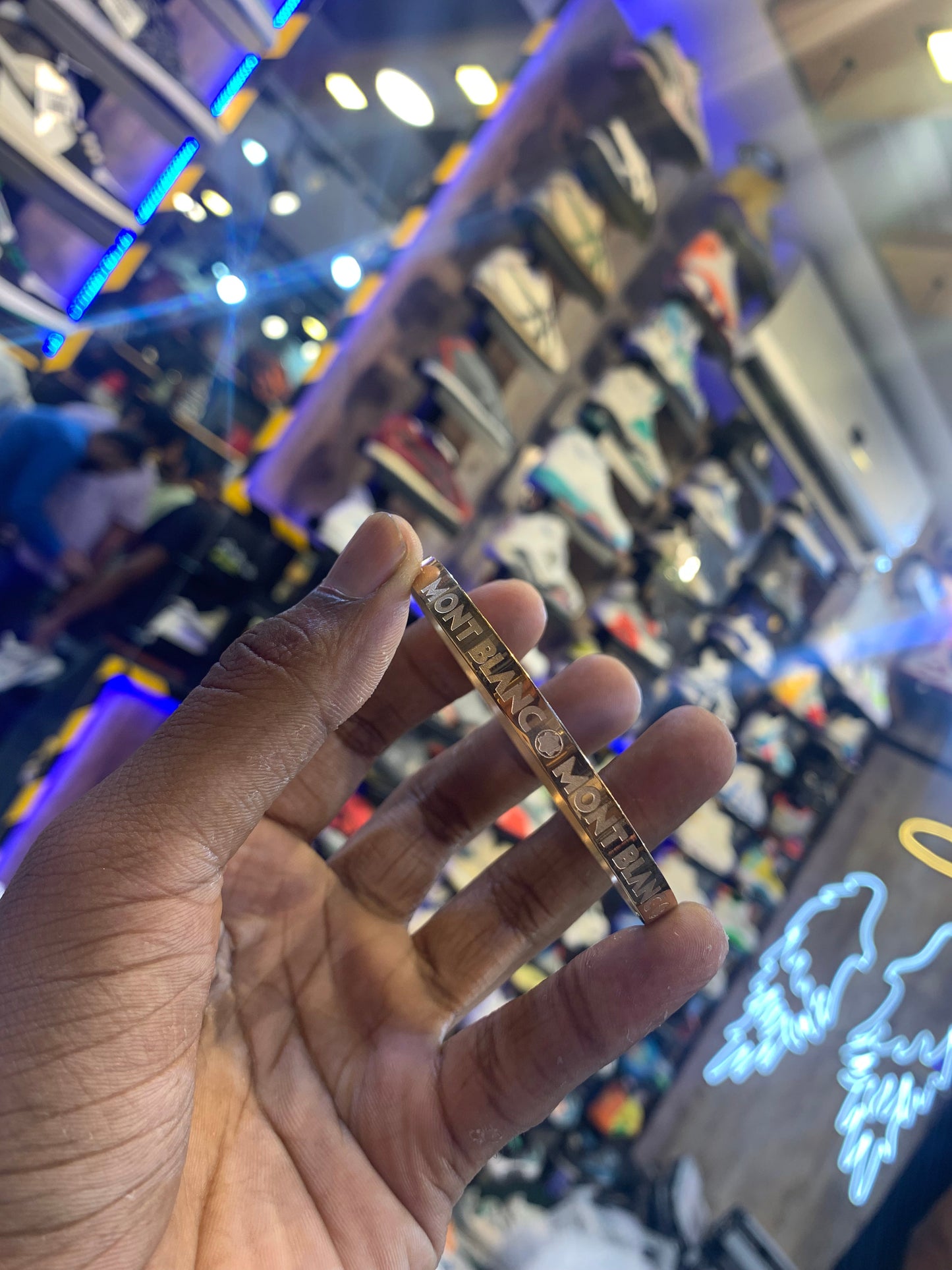 NOM Copper Color Premium Luxurious Men's Bracelet Bracelet With Fine Finishing For Unisex 502330