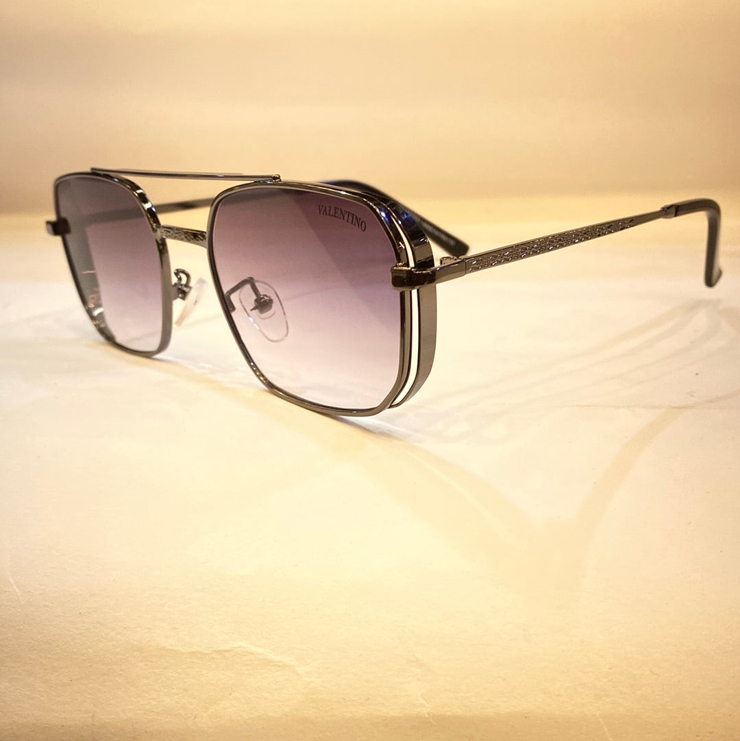 LAV Black Frame Black Shade Unisex Sunglasses B85 28 52 20 144
