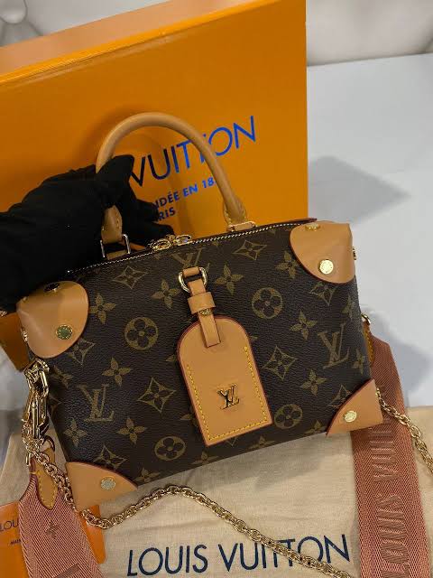 VL Multi Colour Vl Print Ladies Siling Bag 31348