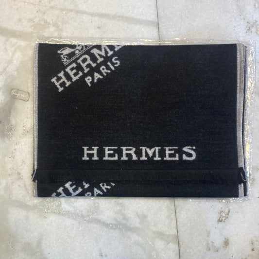 Her Reh Black Colour With White Reh Logo Imported Muffler 49034