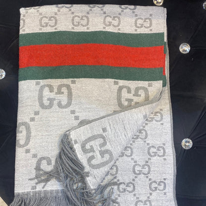 Cug Guc Grey Colour Green Red Strip Cug Print Heavy Quality Cashmere Muffler  9342