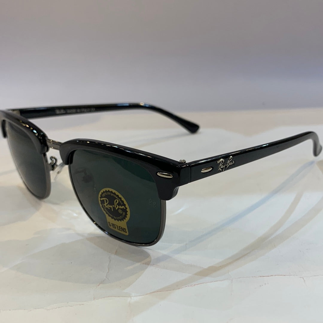 YAR RB Glossy Black Frame Green Shade Unisex Sunglass RB3016 W0366 51 20 3N