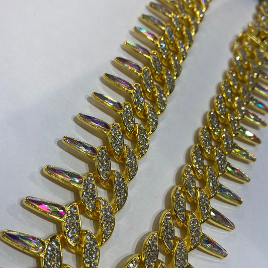 Gold Chain With Diamond Studded Cuban Chain 75045