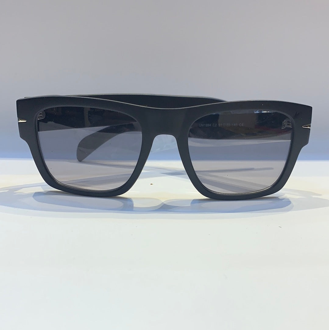 VAD Matt Black Frame White Shade Sunglass UM1894 C2 51 22-140